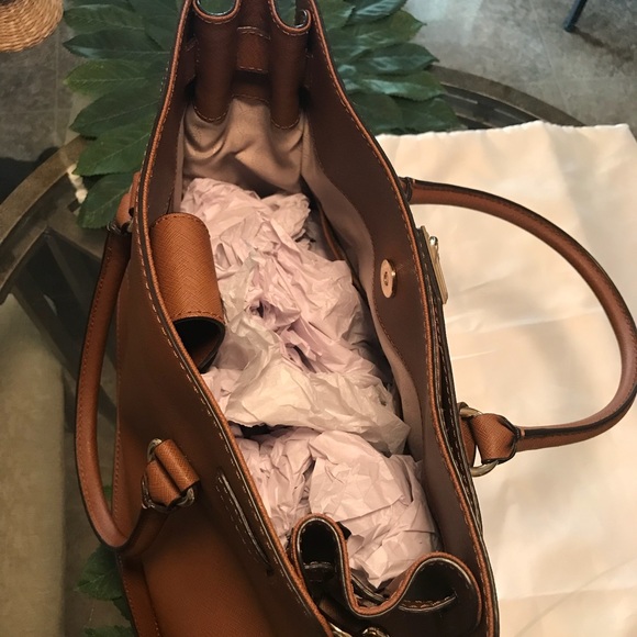 Micheal Khors Purse - Picture 5 of 5